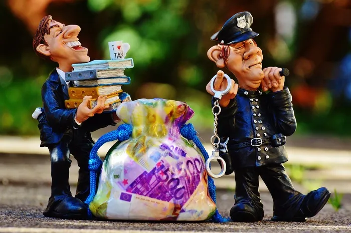 税收，逃税，警察，手铐，骗局