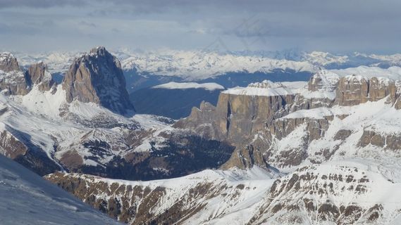 白云岩，意大利，Sassolungo，塞拉地块，山