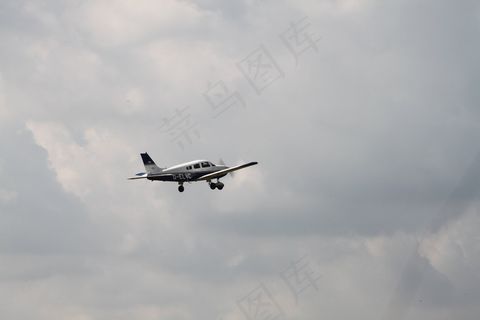 螺旋桨飞机，飞机，飞行，航空，飞行