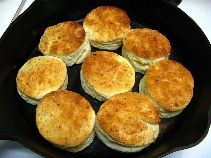 烧饼,甜品,包子,馅饼,巧克力,酪乳饼干