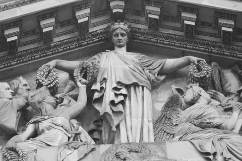 巴黎，万圣节圣殿，法国