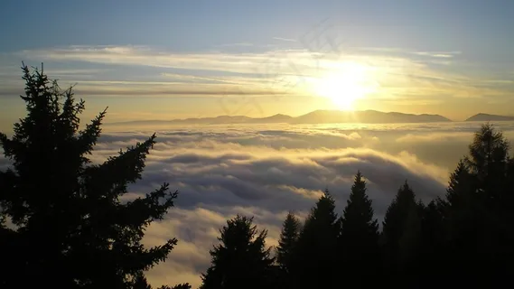 山,日出,树,天空,云团,户外,景区 山,日出,树,天空,云团,户外,景区