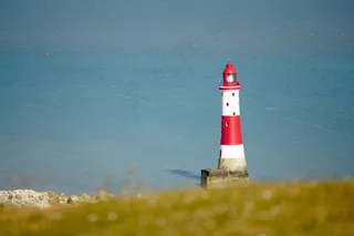 建筑,船桅,烟筒,火箭,导弹,红色和白色的灯塔