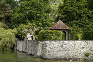 城墙城堡，花园，墙，寨，水，湖