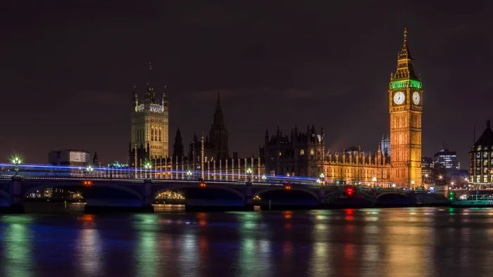 伦敦桥，夜，时钟，泰晤士河，英格兰，英国