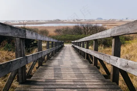 桥梁,铁丝栏杆,江河,铁路轨道,贝雷桥,木楼梯自然路径 桥梁,铁丝栏杆,江河,铁路轨道,贝雷桥,木楼梯自然路径