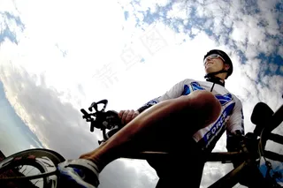 骑自行车，骑单车的人，自行车，车手，头盔，健身，道路