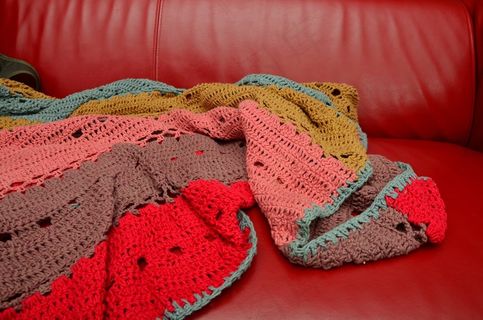 钩针毯，沙发，沙发，毯子，手工劳动，坐