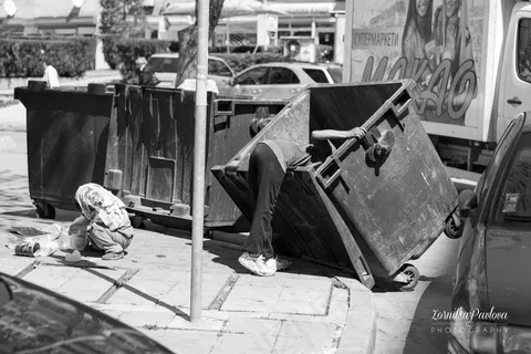 流浪汉，罗姆人，吉普赛人，集装箱，垃圾，贫穷