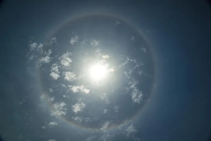 光环，太阳狗，太阳，天空，圆，云团，夏天，天堂