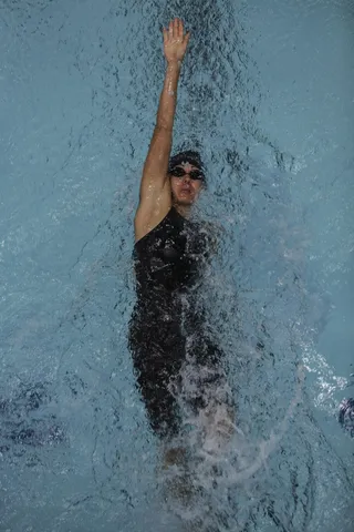 游泳，比赛，游泳者，仰泳，游泳池，泳道