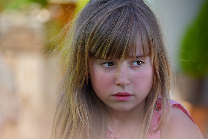 人，人类，儿童，女孩，金发，脸，视图，肖像