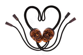 记者Heesoo Jung，Tal，项链，传统面具