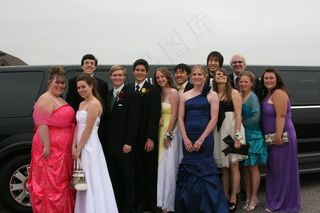 ,人物特写,轿车,,2009年舞会