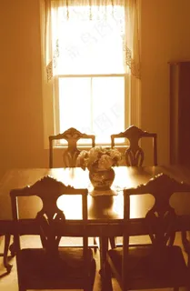 居家室内,餐桌,吸顶灯,室内一角,椅子,饭厅