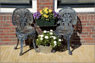 椅子，桌子，房屋，室外，家​​具，户外