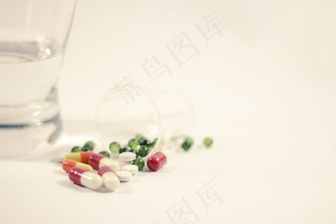 治愈，药物，感冒，剂量，疾病，药房