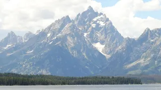山，湖泊，天空，户外，风景，夏天，景色