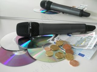 吉玛，金钱，费用，媒体，音乐，征费，麦克风