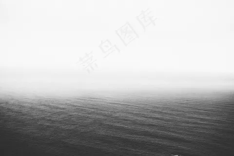 模糊图片,头发,海洋,天空,沙发,海黑色和白色水海洋 模糊图片,头发,海洋,天空,沙发,海黑色和白色水海洋