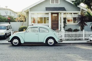 轿车,老爷车,面包车,古董车展,街道,房子前面的老爷车