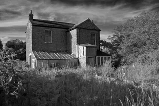 农舍，被遗弃，被忽视，残旧