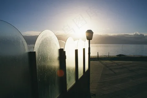 建筑,屏幕截图,轿车,钢琴琴胆,门,海滩长廊