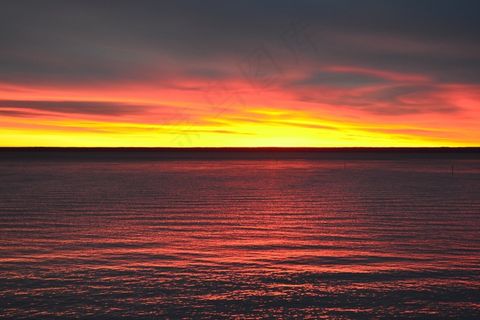 韦特恩，日出，火