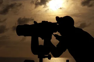 海军双筒望远镜，大眼睛，桥梁，过往船只