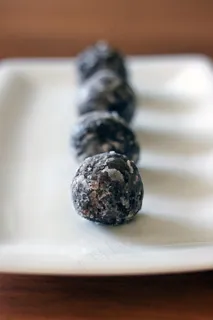 蓝莓,蜜饯果干,中药药材-乌梅,陨石,螺丝钉,糖巧克力甜点心