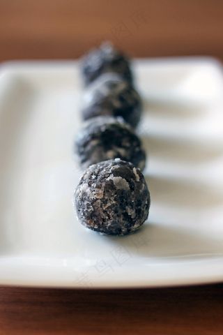 蓝莓,蜜饯果干,中药药材-乌梅,陨石,螺丝钉,糖巧克力甜点心