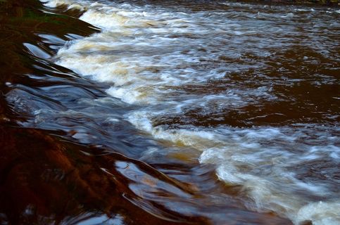 水，当前，背景，元素，性质，宏