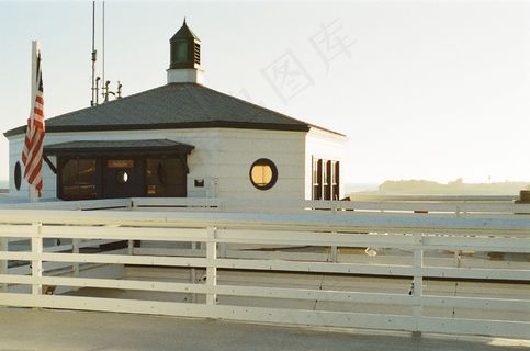 古建筑,货车,交通信号灯,保险库,中式传统建筑,木海海滨建筑