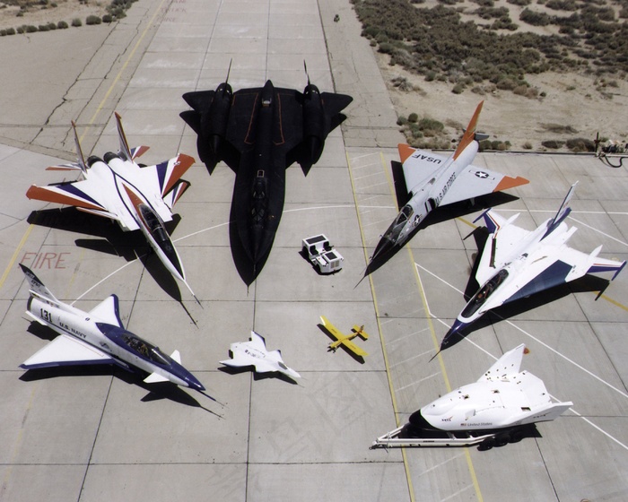 美国国家航空航天局研究飞机机队，X-31，F-15，现役，Sr-71