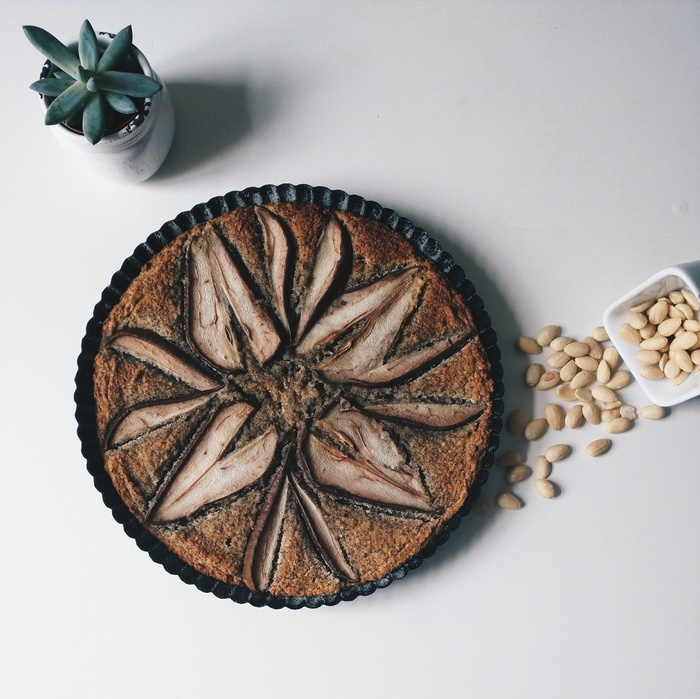 罂粟籽杏仁蛋糕，梨，烤，自制，甜点