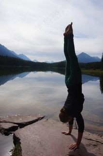 倒立，湖泊，冥想，学习倒立，锻炼