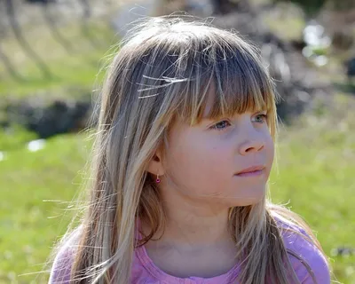人的，儿童，女孩，金发，长长的头发，脸，视图