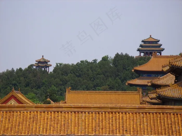 长城和树木的景色