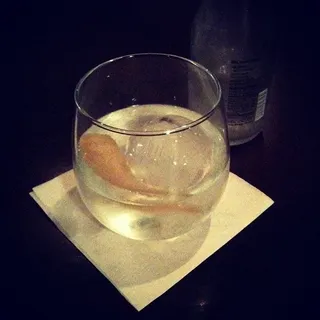 杯子,玻璃杯,酒杯,鸡尾酒,厨房用具,GQ杜松子酒和补品