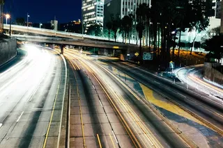 街道,天桥,列车,树,金属栏杆,高速公路连续照射