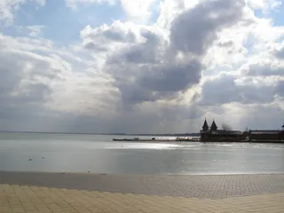 凯斯特海伊，在下雨前，水