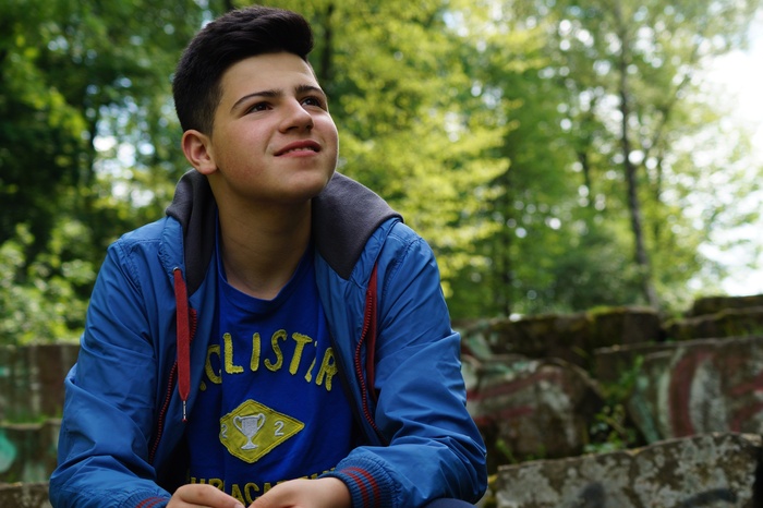 男孩，模型，天气