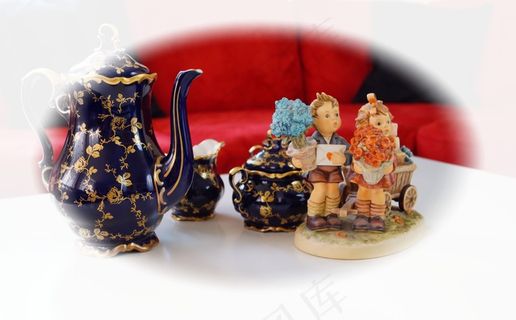 瓷器，情书，咖啡摆放