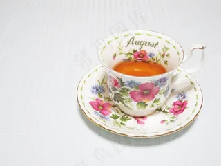 下午茶时间，杯，8月，饮料