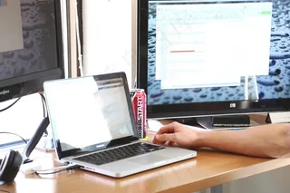 启动，启动，笔记本，创意，计算机