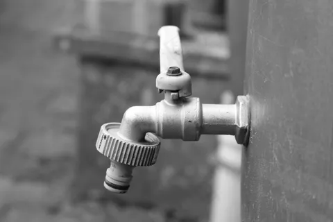 Wasserhahn,Draussen,花园,软管,水,铸造,草地 Wasserhahn,Draussen,花园,软管,水,铸造,草地
