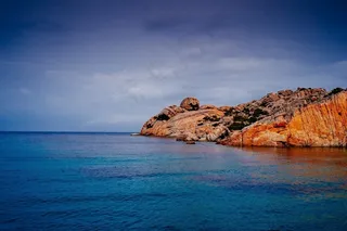 海洋，大海，水，海岸，岩石，天空，蓝色