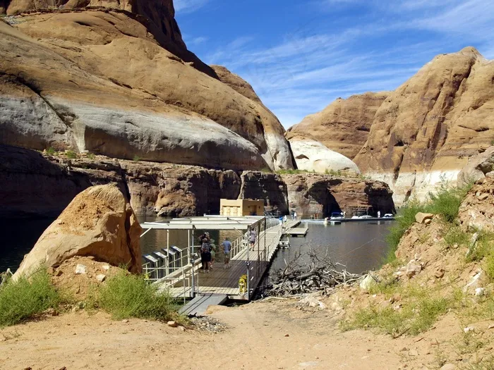 高，岩，附近，彩虹桥，鲍威尔湖，亚利桑那