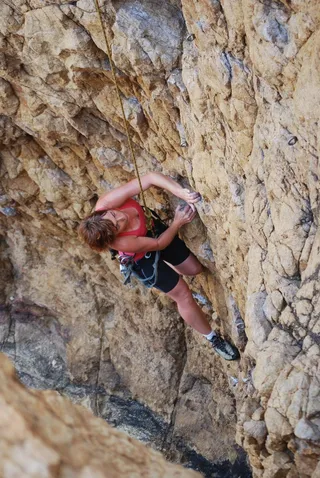 攀岩，可西嘉岛的岩石