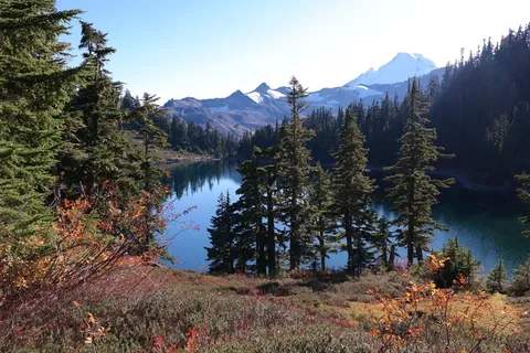 树木,湖,山,自然,景观,天空,景区 树木,湖,山,自然,景观,天空,景区